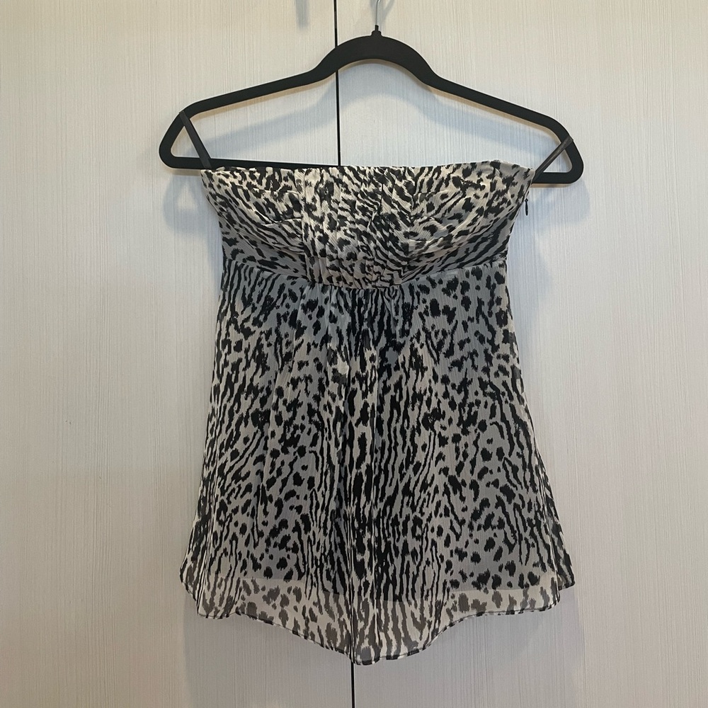 ‼️SOLD‼️Banana Republic flowy strapless top - size 00P
